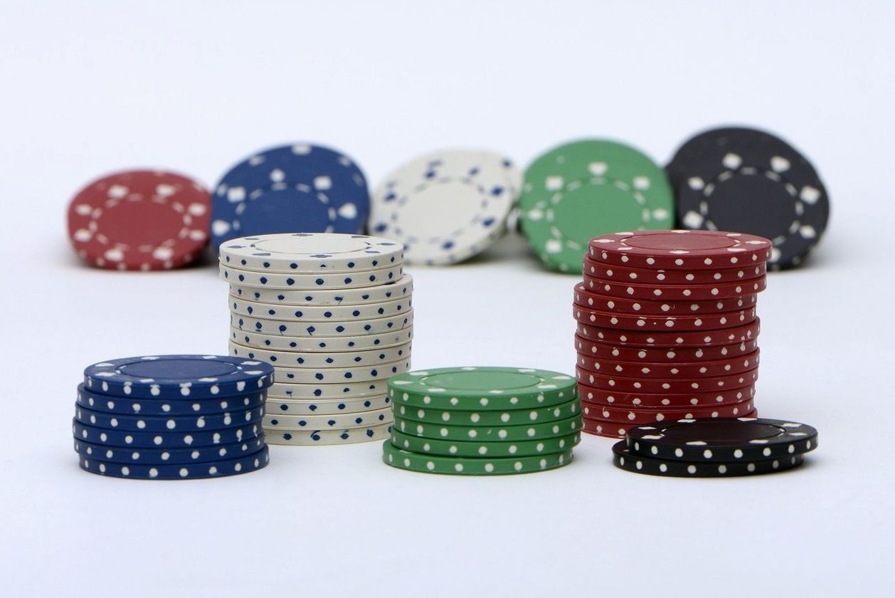 Blackjack entertainment table